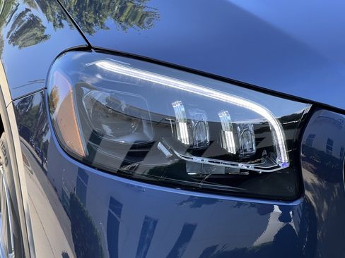 New 2026 Mercedes-Benz GLS 450 4MATIC image 11