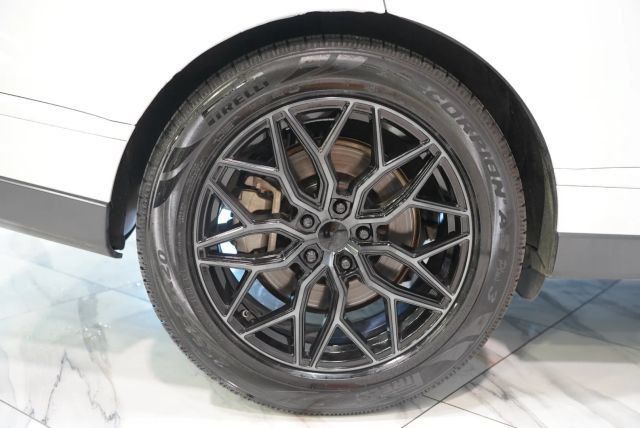 Used 2021 Land Rover Range Rover HSE AWD/4WD image 25