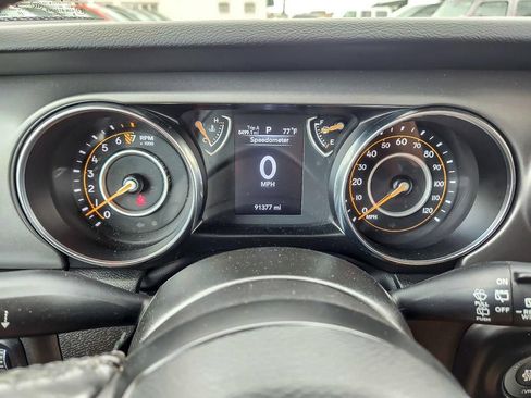 Used 2022 Jeep Wrangler Unlimited Sport AWD/4WD image 12