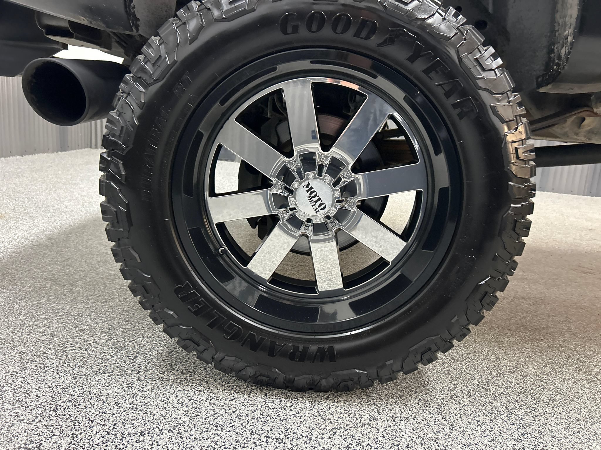 Used 2018 Nissan Titan S AWD/4WD image 7
