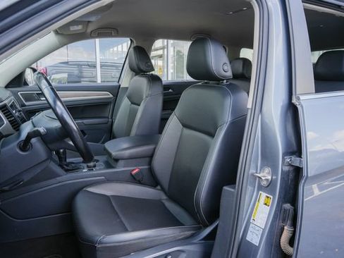 Used 2021 Volkswagen Atlas SE w/ Towing Package AWD/4WD image 20