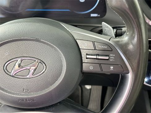 Used 2022 Hyundai Sonata Limited w/ Cargo Package image 25