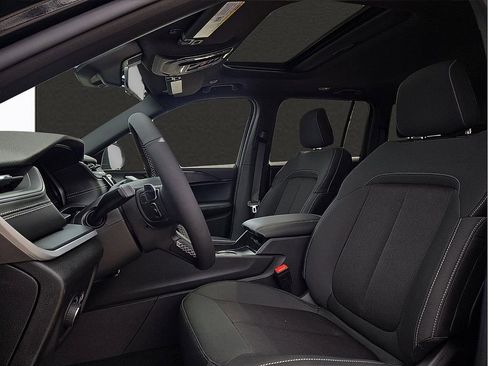 New 2026 Jeep Grand Cherokee Laredo X AWD/4WD image 13