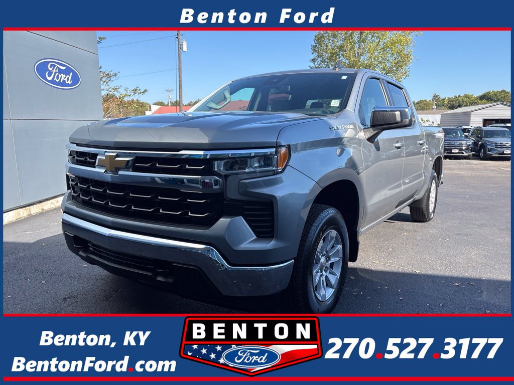 Used 2025 Chevrolet Silverado 1500 LT AWD/4WD image 1