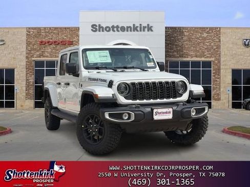 New 2026 Jeep Gladiator Mojave AWD/4WD image 1