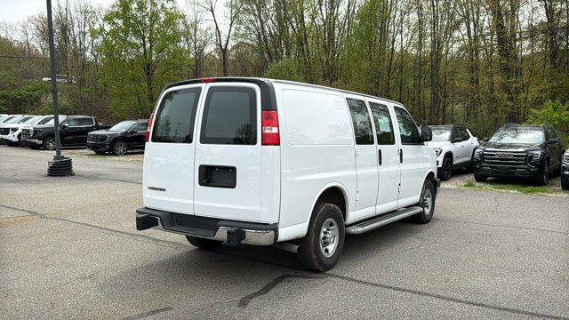 Used 2024 Chevrolet Express 2500 w/ Driver Convenience Package RWD image 6