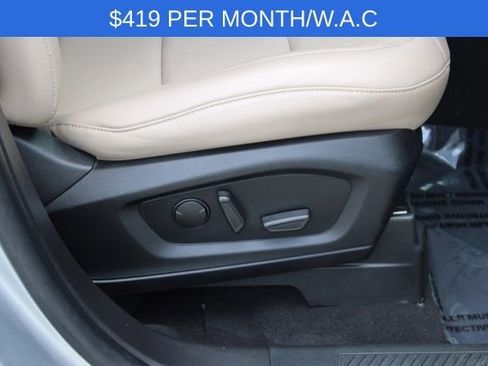 Used 2020 Ford Explorer XLT w/ Equipment Group 202A AWD/4WD image 17