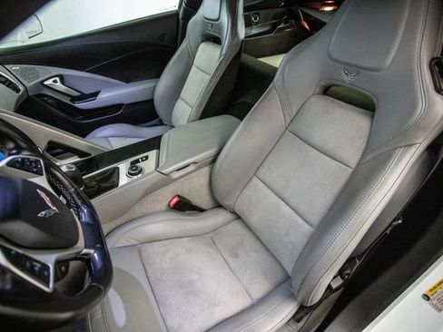 Used 2016 Chevrolet Corvette 2dr Stingray Z51 Coupe w/ 3LT Preferred Equipment Group image 19