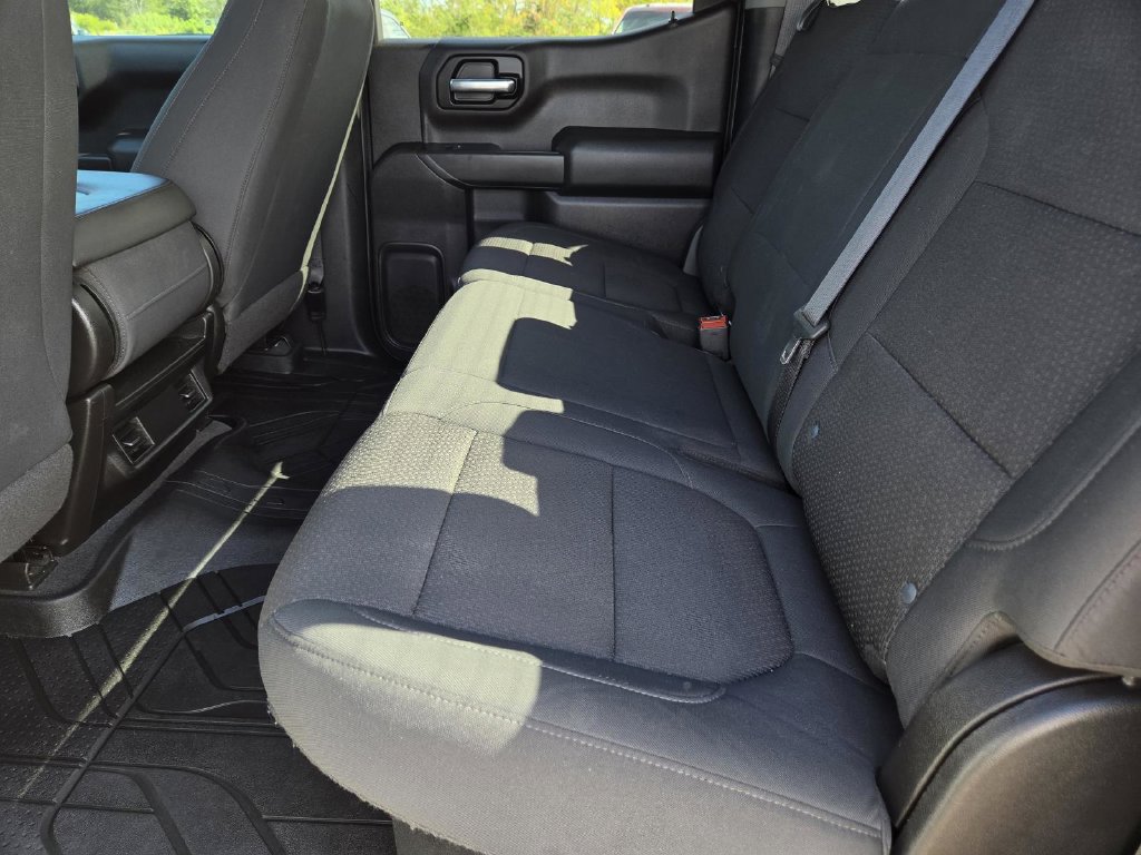 Used 2020 Chevrolet Silverado 1500 Custom w/ Custom Value Package RWD image 33