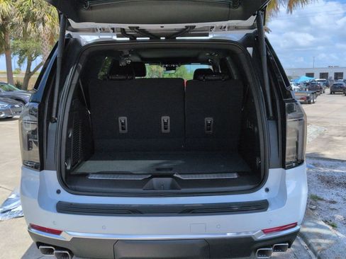 New 2026 Chevrolet Tahoe High Country w/ Sun And Tow Package AWD/4WD image 24