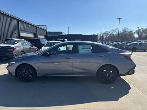 New 2026 Hyundai Elantra SEL Sport Premium w/ Cargo Package FWD image 7