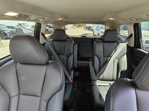 Used 2026 Subaru Ascent Premium w/ Premium Package AWD/4WD image 11