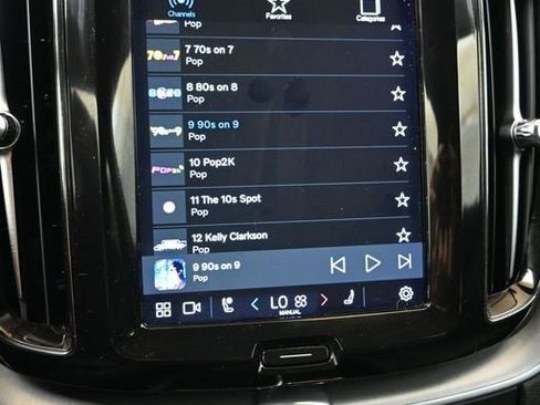 Certified 2023 Volvo XC60 B5 Core image 27