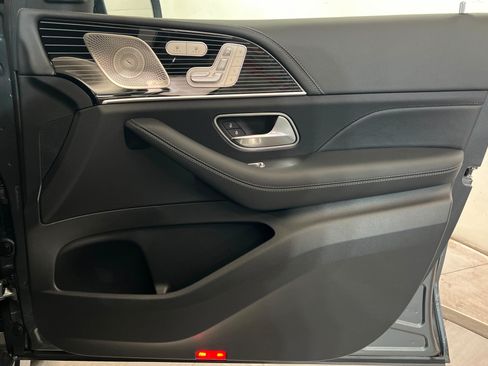 New 2026 Mercedes-Benz GLE 53 AMG 4MATIC image 24