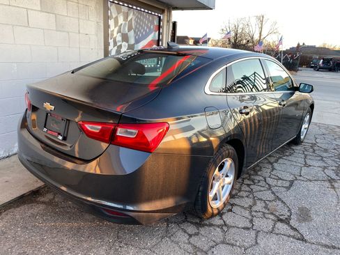 Used 2017 Chevrolet Malibu LS image 8