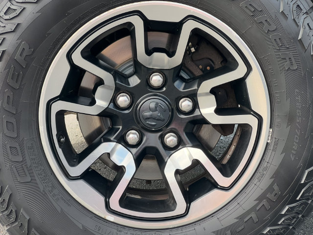 Used 2014 RAM 1500 Outdoorsman AWD/4WD image 10