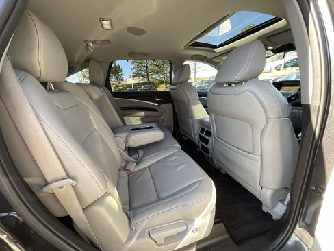 Used 2016 Acura MDX SH-AWD image 21