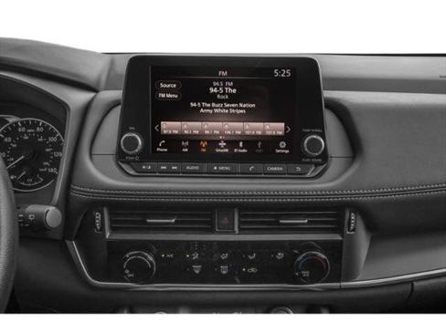 Used 2023 Nissan Rogue S image 13