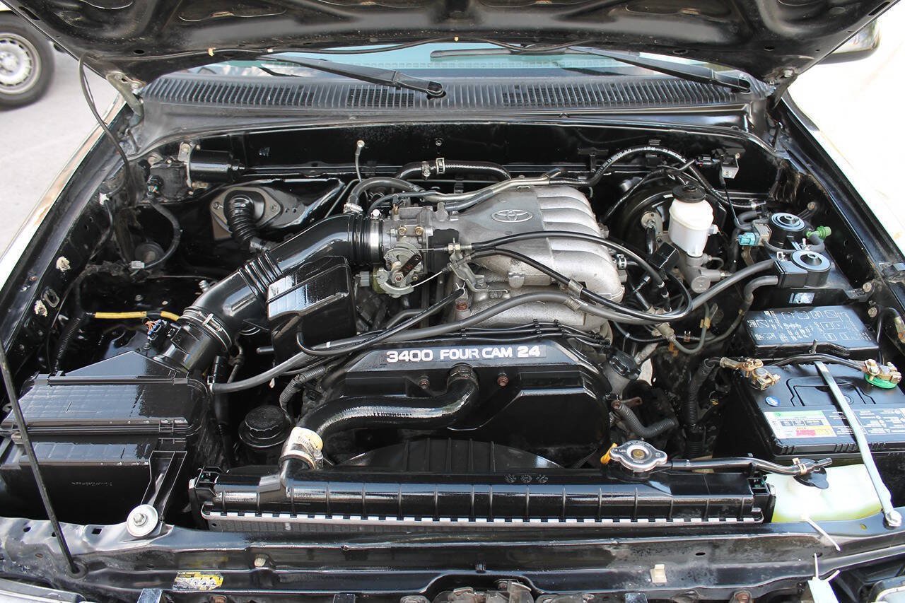 Used 2000 Toyota Tacoma PreRunner w/ Value Pkg RWD image 15