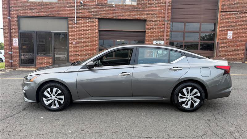 Used 2022 Nissan Altima 2.5 S FWD image 15