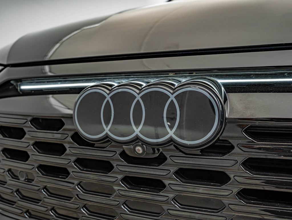 Certified 2024 Audi Q8 e-tron Prestige w/ Prestige Package AWD/4WD image 12