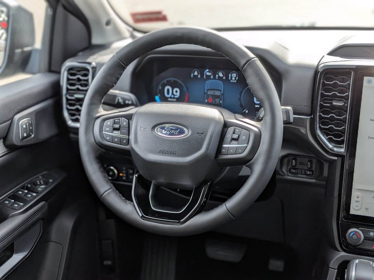 New 2026 Ford Ranger Lariat w/ Black Appearance Package AWD/4WD image 16