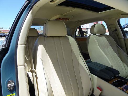 Used 2014 Bentley Flying Spur W12 AWD/4WD image 22