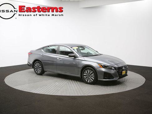 Used 2024 Nissan Altima 2.5 SV image 45