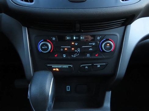 Used 2018 Ford Escape SE image 23