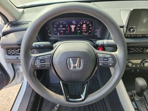 Used 2024 Honda Accord LX image 18