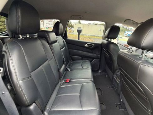 Used 2013 Nissan Pathfinder SL image 42