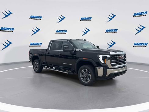 New 2026 GMC Sierra 2500 SLE image 2