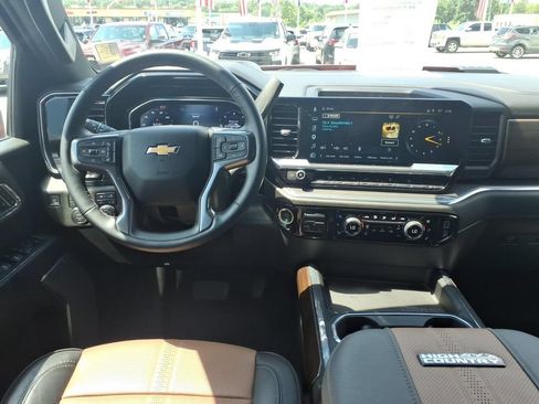 Used 2024 Chevrolet Silverado 2500 High Country w/ High Country Premium Package AWD/4WD image 14