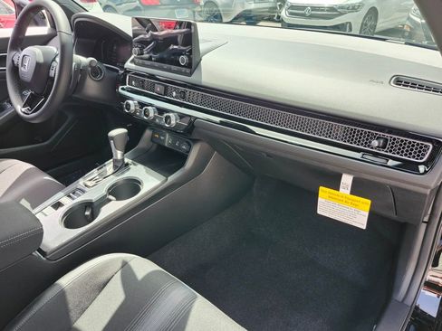 New 2026 Honda Civic Sport image 17