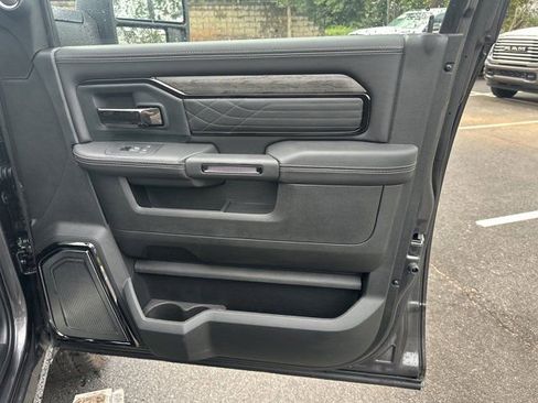 New 2025 RAM 2500 Limited image 12