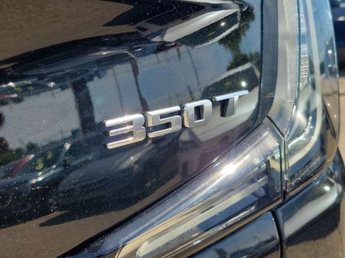 Used 2025 Cadillac XT4 Sport AWD/4WD image 8