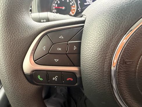 Used 2022 Jeep Renegade Sport w/ Sport Appearance Group image 13