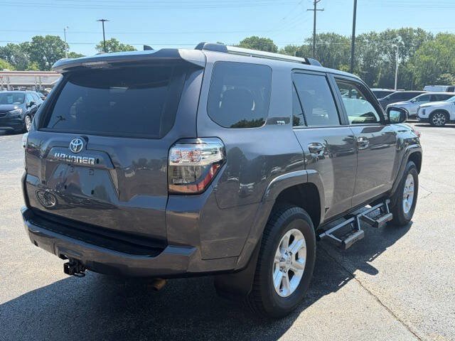 Used 2021 Toyota 4Runner SR5 AWD/4WD image 8
