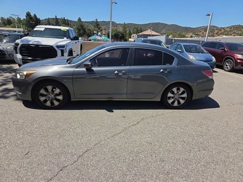 Used 2009 Honda Accord EX image 2