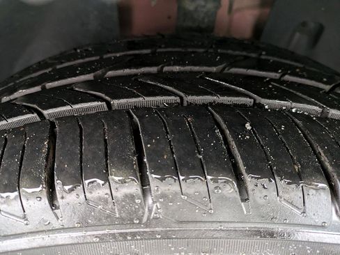 Used 2018 Ford Explorer Sport w/ Equipment Group 401A image 12