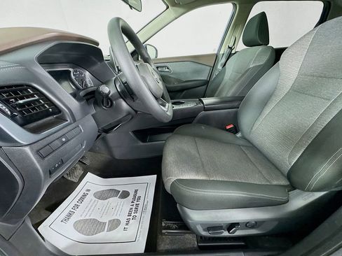 Used 2023 Nissan Rogue SV image 25