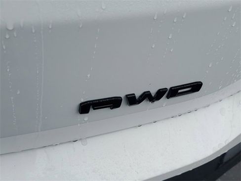 Certified 2023 GMC Terrain SLT w/ Elevation Edition image 6