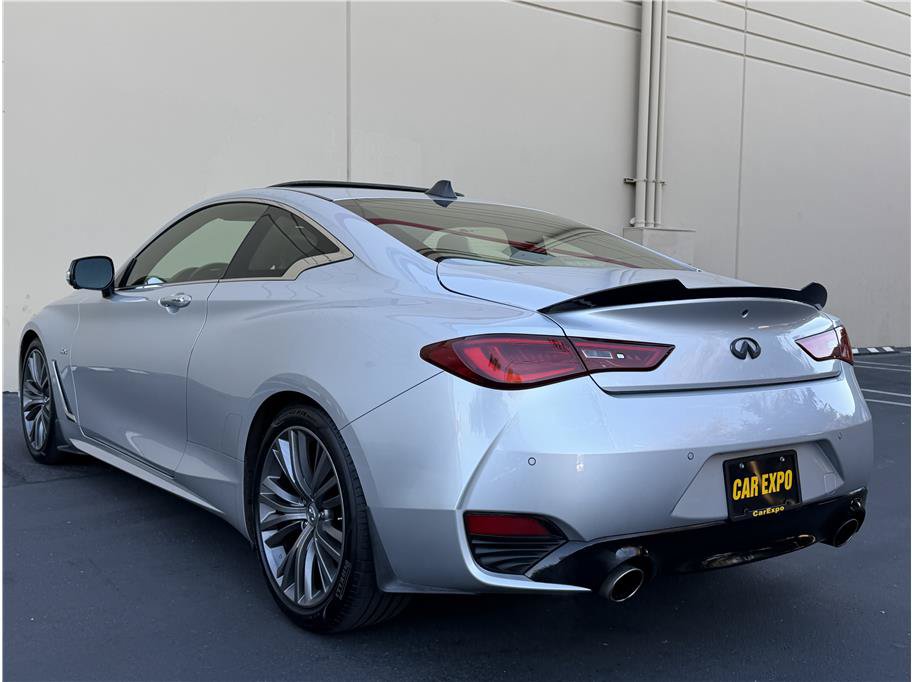 Used 2017 INFINITI Q60 3.0t w/ Premium Plus Package 3.0T RWD image 31