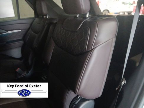 New 2026 Ford Explorer Platinum image 18