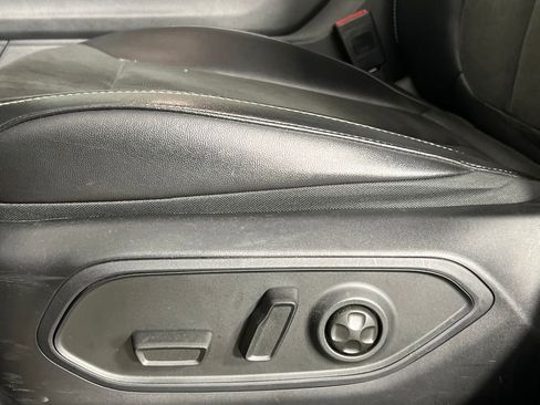 Used 2023 Jeep Grand Cherokee Altitude image 24