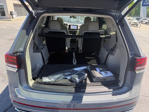 New 2026 Volkswagen Atlas SEL Premium R-Line AWD/4WD image 15