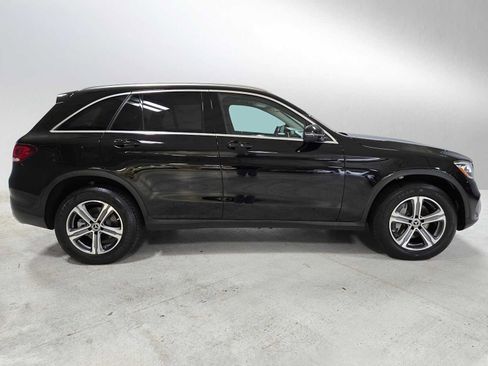 Used 2020 Mercedes-Benz GLC 300 4MATIC image 2