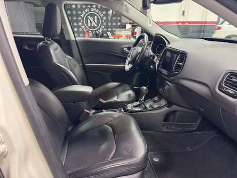 Used 2019 Jeep Compass Limited AWD/4WD image 40