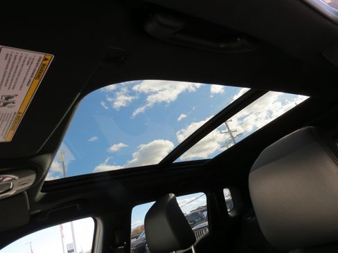 New 2026 Jeep Compass Limited w/ Sun, Sound & Navigation Group image 19