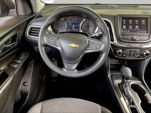 Used 2024 Chevrolet Equinox LT image 8